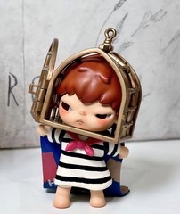 Popmart – Hirono – Tamed Wildgrass Series Figure. NEW – CAGED BIRD -US seller