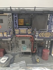 Scene In A Box – SIB 08 & 09 – OUTPOST WAREHOUSE Diorama 1:18 / 1:24 Fresh Retro
