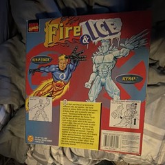 LIMITED EDITION ToyBiz Marvel Fire & Ice Human Torch & Iceman Exclusive Set Ring