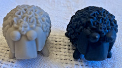 How To Train Your Dragon Replacement Pieces Catapult Sheep Dreamworks – Lot of 2
