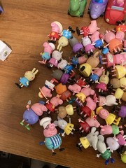 2003 Peppa Pig Figure Lot House Carry Case 75+ Figures 5 Cars Furniture Bundle