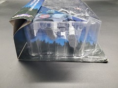Diamond Select The Iron Giant Select Light Up Eyes Boxed Movie Action Figure
