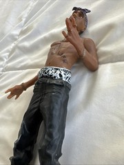 TUPAC SHAKUR FIGURE RARE 8” INCH All ENTERTAINMENT SERIES 1