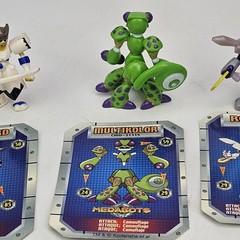 Medabots Action Figure Lot 7 Hasbro Takara Tomy 2.5” Mini Figures With Cards