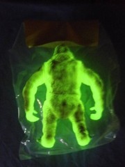 APES JAPAN Gorilla 2 GID King Kong Strikes Back 31769
