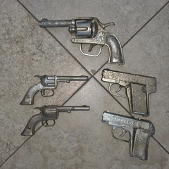 Lot Of 5 – 1950’s Kids Metal Toy Cap Gun Pistols – Vintage