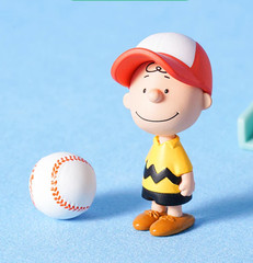 💡M&G Shop x Peanuts Snoopy Today’s OOTD Series Miniature Keychain Blind Box Toy