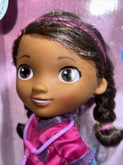 Doc McStuffins Walk N’ Talk Doc Mobile Doll Disney