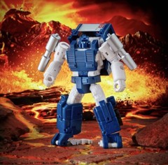 2021 Hasbro Transformers Kingdom War for Cybertron Trilogy Figure: AUTOBOT PIPES