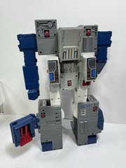 Vintage 1987 Transformers G1 Fortress Maximus Robot Headmaster