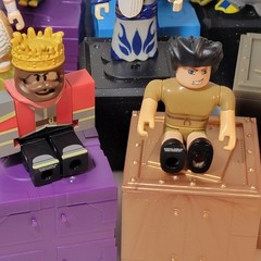 Roblox Lot of 12 Action Figures with Accessories & Box Collectable Toys NO CODES