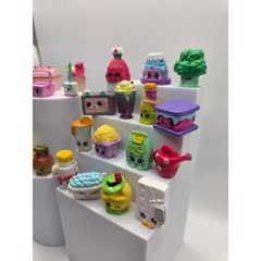 Shopkins Moose Toys Mixed Lot 22 Mini Figures Food Household Grocery Series