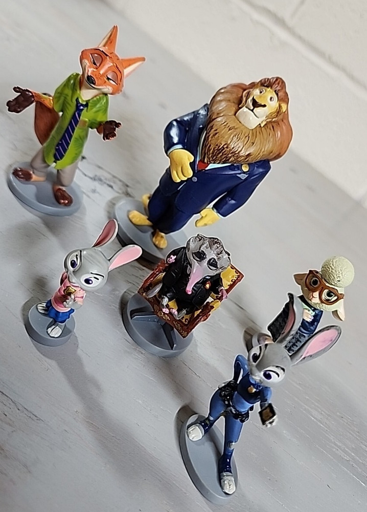 Disney Zootopia Lot of 6 Cake Topper Toy Figures Zootropolis Judy Nick Mayor