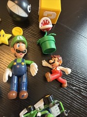 Super Mario Jakks World of Nintendo Figures Lot Yoshi Toad Luigi Bomb Fish Star