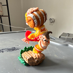 Nintendo Donkey Kong Plastic Figure w/ Barrel & Crate Base