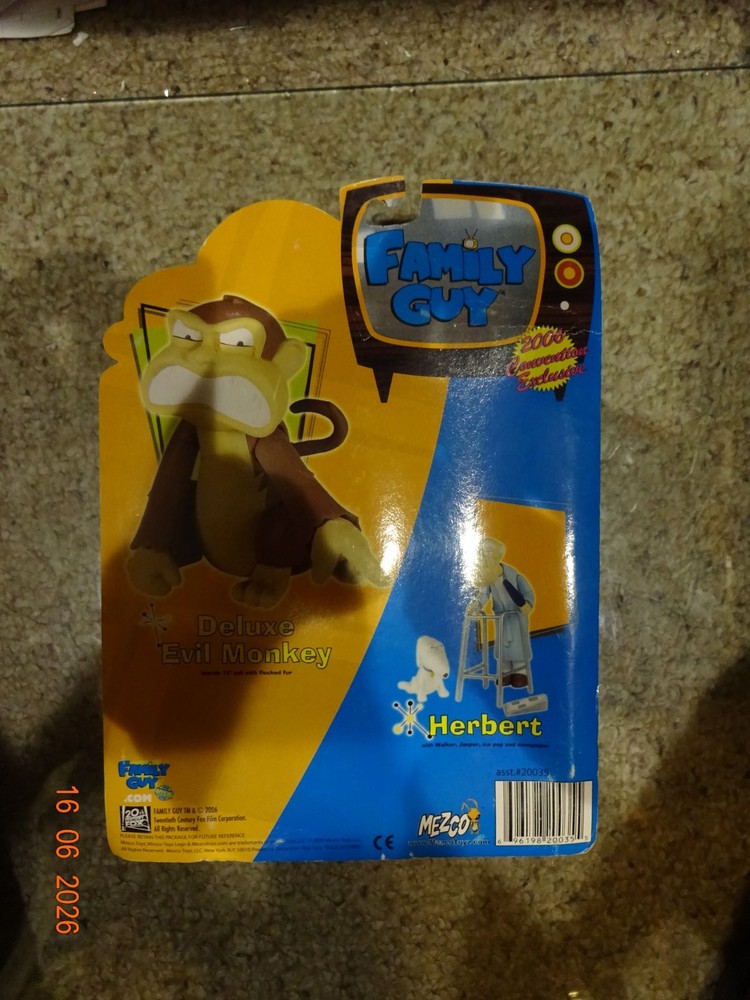 Exclusive Herbert from Family Guy 2006 Convention Exclusive NRFP + Loose Herber