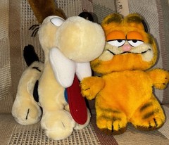 VTG Stuffed Plush GARFIELD 1983 & ODIE w/Bone 1981 Dakin Excellent RARE