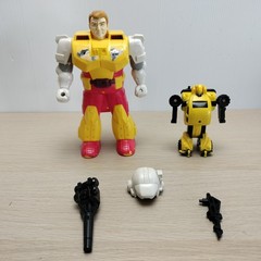 Transformers G1 Pretenders Bumblebee 100% Complete Vintage 1989 Hasbro