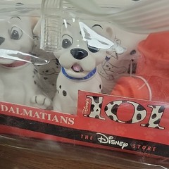 NEW Vintage The Disney Store 101 Dalmatians Squeeze Toy Set Figures