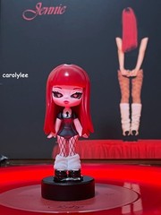 2026 Authentic Miniso X Jennie Figure Hang Card Gift Cute