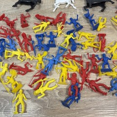 Vintage MPC Marx 1960’s Cowboys & Indians Huge Lot Plastic Toy Soldier lot 55mm