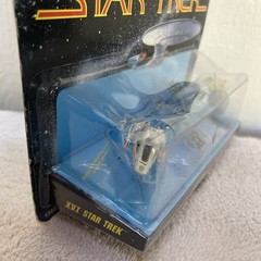 Micro Machines Star Trek XVI Voyager ARRAY KAZON TORPEDO VOYAGER Packaged