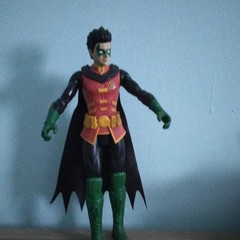 Robin Action Figure Red/Black/Green/Yellow Plastic Costume Figure w/ Cape