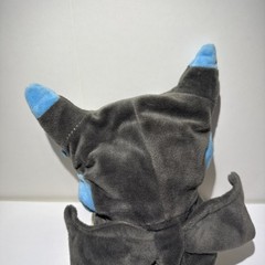 Pokemon Center – Mega Charizard X Cape Pikachu Poke Plush 2014