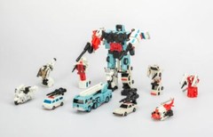 Transformers G1 Defensor reissue brand new NO BOX