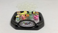 Squinkies Lot Of 10 Spongebob Patrick Plankton Sandy With Bubble Capsules + Base