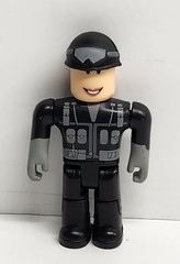 Roblox Lot of 15 Figures & Vehicle Accessories Mixed Characters Toys Free Ship