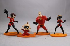 ELASTIGIRL & MR INCREDIBLE The Incredibles Disney/Pixar Violet Micro Collection