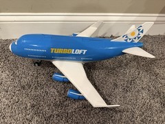 Disney Pixar Cars 2 movie, Everett TurboLoft Air Car Transporter Plane No Remote