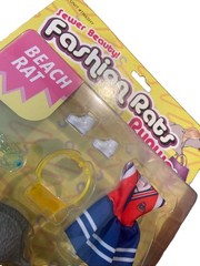 Obvious Plant Fashion Rats Runway Beach Edition Internet Meme Art Toy Figure 500
