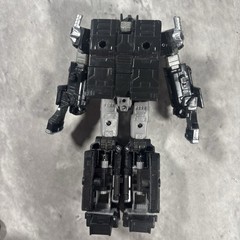 Transformers Nemesis Prime War for cybertron Netflix spoiler pack Fangtron/Giza