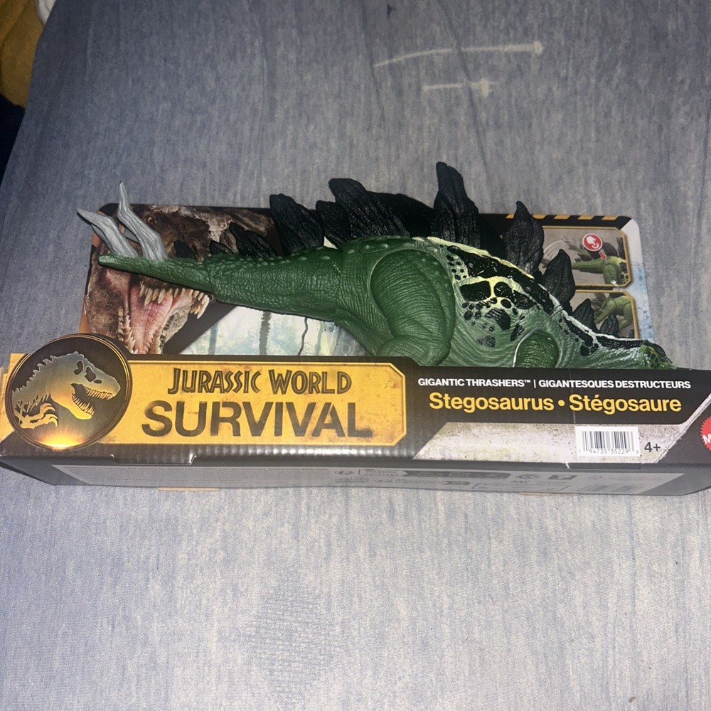 Jurassic World Survival Gigantic Thrashers Dinosaur Action Figure Stegosaurus
