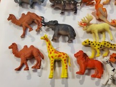 Lot of 21 Mini Wild zoo Animals, Birds, all different