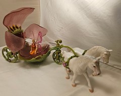 Schleich Bayala Ice Sleigh w/ Ki-Kuki Ice Cat & Elf Carriage w/ Fairies & Horse