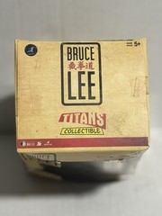 Round 5 Bruce Lee Titans Series 1 Vinyl Figure Enter The Dragon 5” DAMAGED BOX
