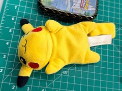 Pokémon Variety Lot of 12 Mini Figure Pikachu Mini Plush Poke Ball Match Battle