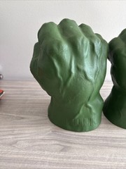 MARVEL INCREDIBLE HULK FOAM SMASH FIST HANDS GLOVES 2003 UNIVERSAL WORKING SOUND