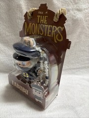POP MART The Monsters De Vliegende Captain Plush POP LAND Exclusive authentic