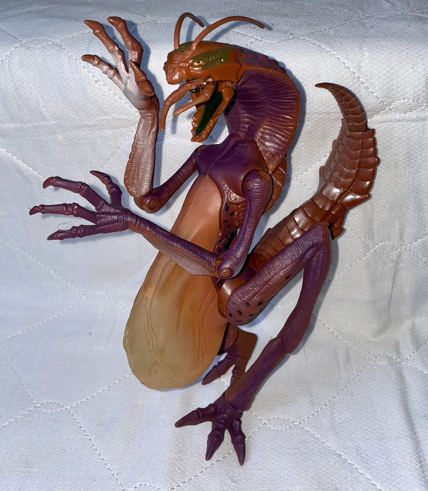 Vintage 1996 MIB MEN IN BLACK 10” Alien Terrorist Edgar Action Figure – Galoob