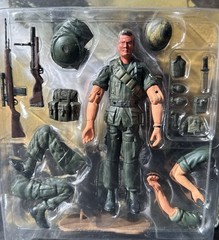 1:18 21st Century Toys Ultimate Soldier Vietnam War Platoon Taylor Charlie Sheen