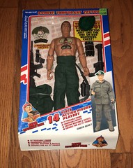 Vintage Rapid Deployment Force Action Figure Green Beret 1994 Playset Doll Box