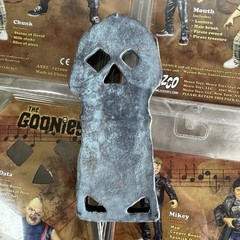 Mezco Toyz NIP The Goonies Set of 4 Action Figures Chunk Data Mikey Mouth & Key