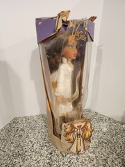 Yasmin 24″ 2003 MGA Entertainment BIG BRATZ NEW Exclusive in Box DMG #2