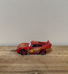 Mattel Disney Pixar Cars 3 Lightning McQueen 2