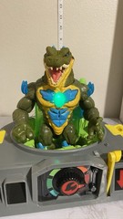 Moose Enterprise Heroes of Goo Jit Zu Alligator Action Figure Lights Up Contain…