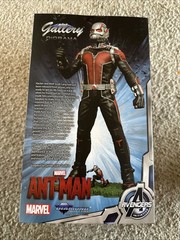 Marvel Gallery Diorama Ant-Man 9-Inch Statue (Diamond Select)